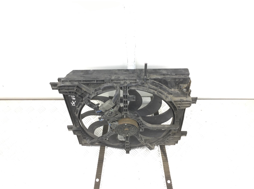 Вентилятор радиатора бу для Nissan Juke 1 1.5 DCi,  2011 г.