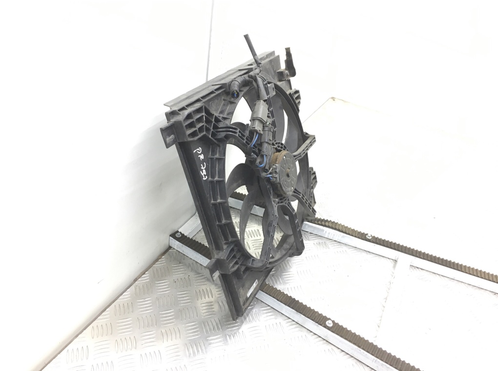 Вентилятор радиатора бу для Nissan Juke 1 1.5 DCi,  2011 г.