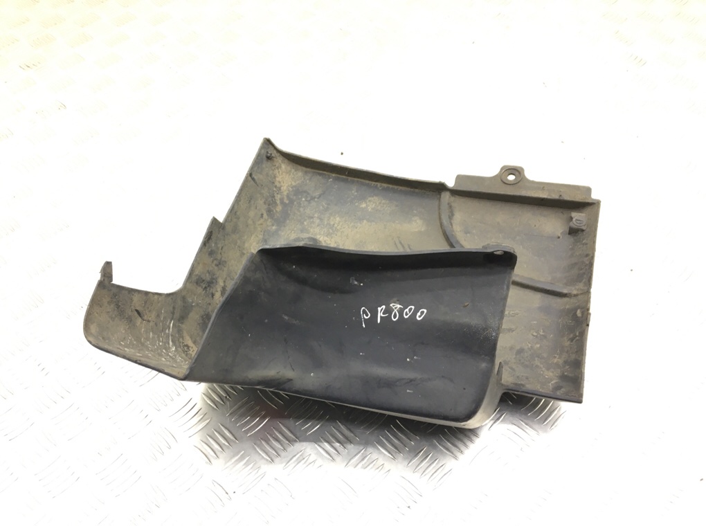 Клык бампера задний правый бу для Renault Master 3 2.3 DCI, 2015 г. Клык бампера задний правый бу для Renault Master 3 2.3 DCI, 2015 г.