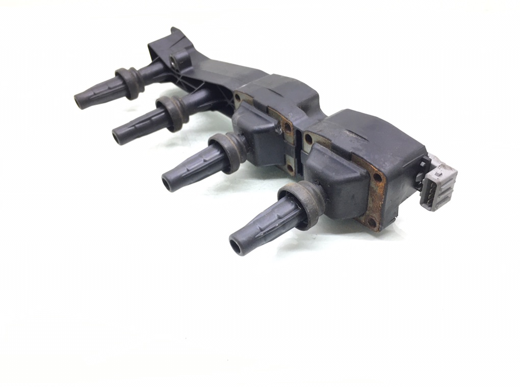 Катушка зажигания бу для Peugeot 307 1 1.6 i, 2006 г. Катушка зажигания бу для Peugeot 307 1 1.6 i, 2006 г.