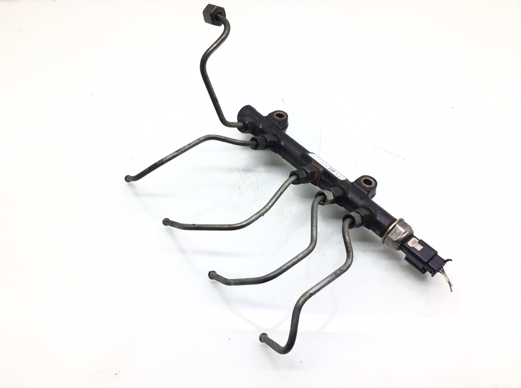 Топливная рампа бу для Peugeot 308 T9 1.6 HDi, 2014 г. Топливная рампа бу для Peugeot 308 T9 1.6 HDi, 2014 г.