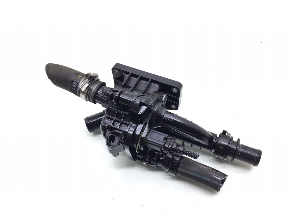 Корпус термостата бу для Peugeot 308 T9 1.6 HDi,  2014 г.