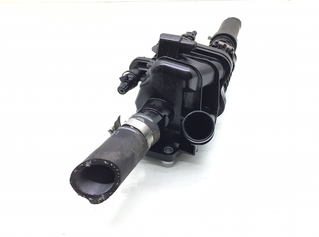 Корпус термостата бу для Peugeot 308 T9 1.6 HDi,  2014 г.