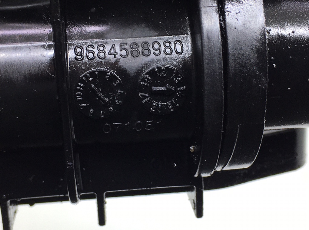 Корпус термостата бу для Peugeot 308 T9 1.6 HDi,  2014 г.