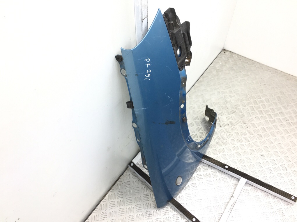 Крыло переднее правое бу для Opel Corsa C 1.2 i, 2003 г. Крыло переднее правое бу для Opel Corsa C 1.2 i, 2003 г.