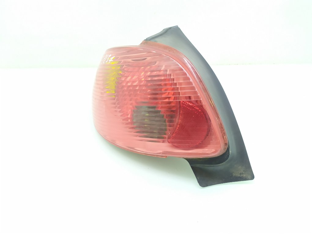 Фонарь задний левый бу для Peugeot 206 1 1.4 i,   г.