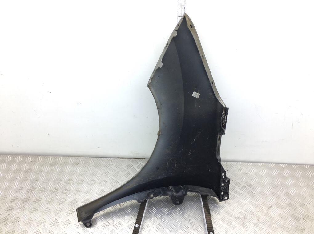 Крыло переднее правое бу для Peugeot 3008 1 1.6 HDi, 2011 г. Крыло переднее правое бу для Peugeot 3008 1 1.6 HDi, 2011 г.
