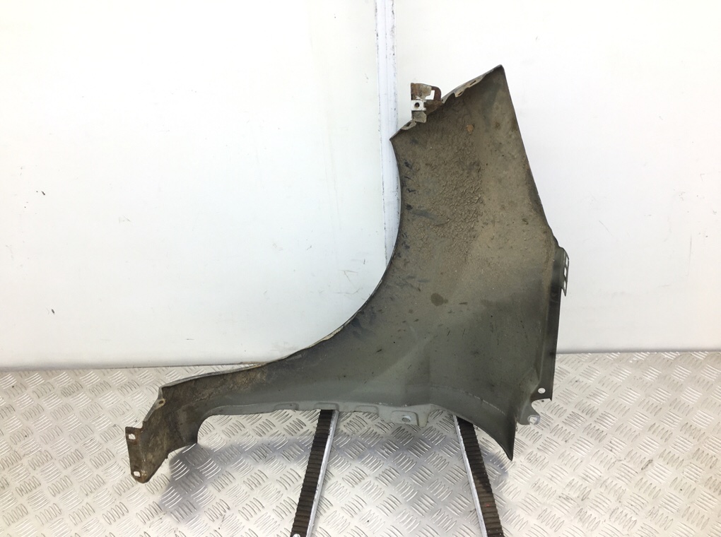 Крыло переднее правое бу для Ford Fiesta 6 1.6 TDCi,  2009 г.