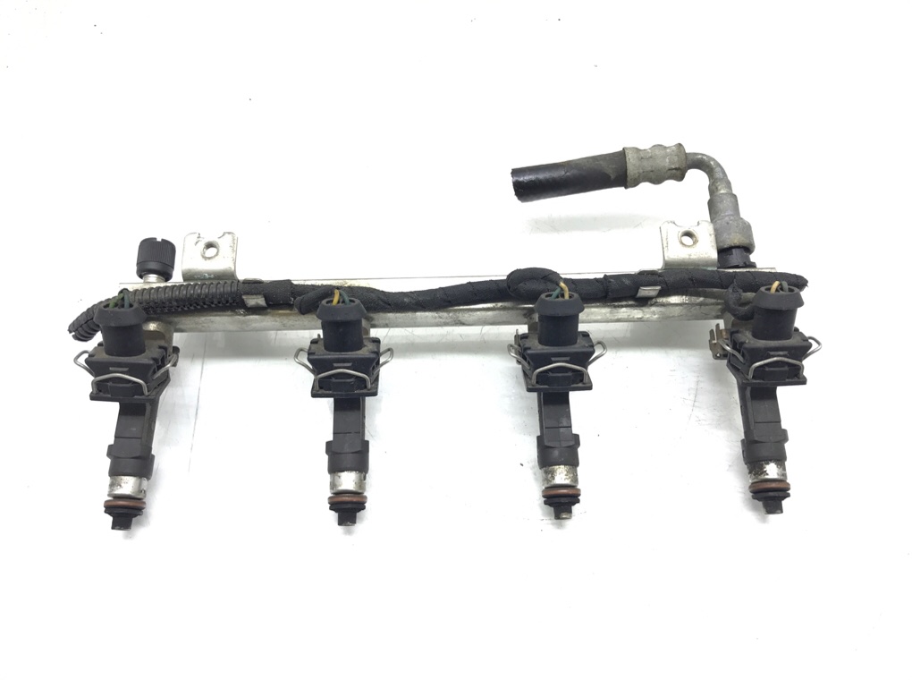 Топливная рампа бу для Opel Meriva A 1.4 i, 2007 г. Топливная рампа бу для Opel Meriva A 1.4 i, 2007 г.