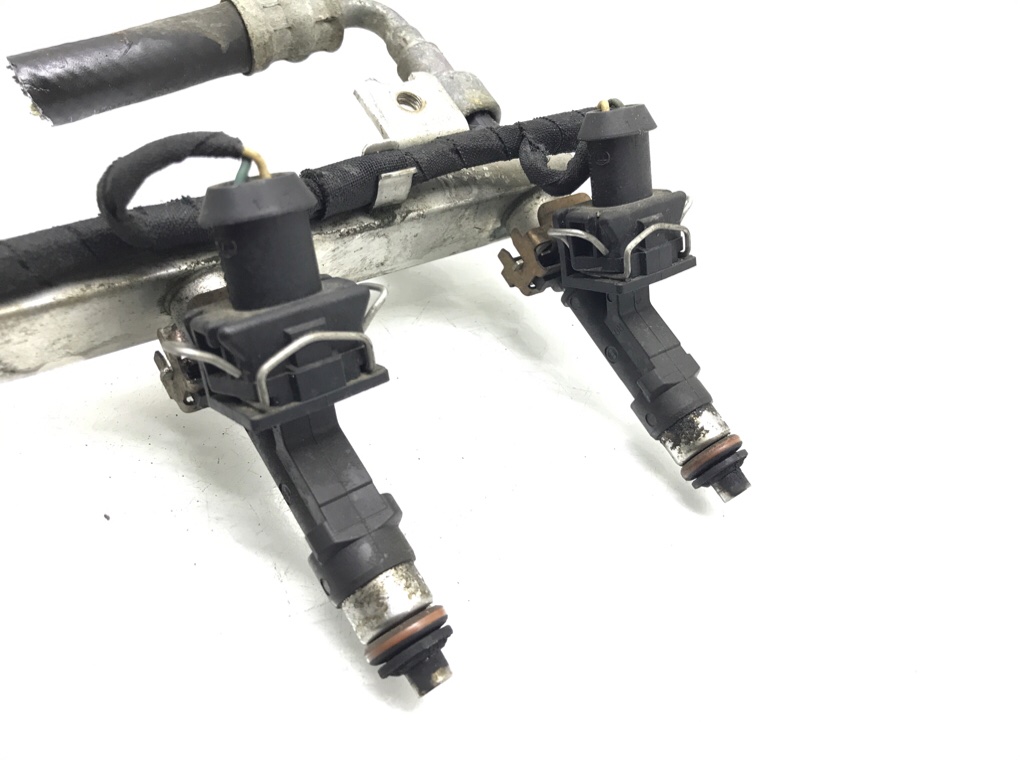 Топливная рампа бу для Opel Meriva A 1.4 i, 2007 г. Топливная рампа бу для Opel Meriva A 1.4 i, 2007 г.