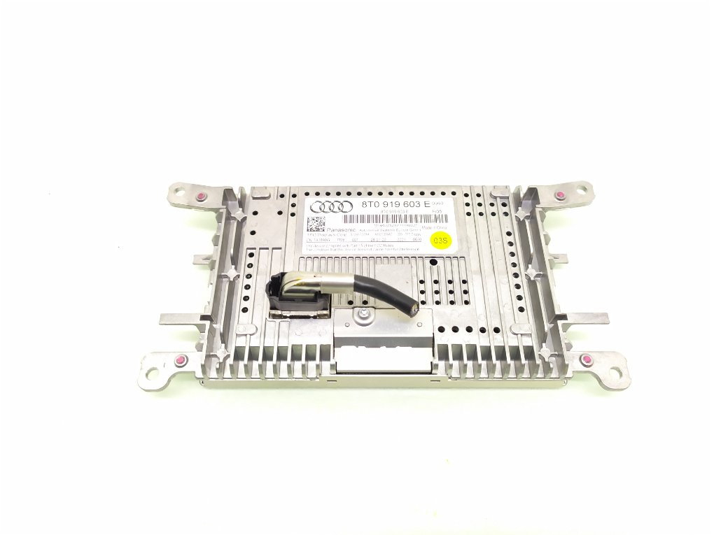 Дисплей бу для Audi A5  2.0 TFSi,   г.