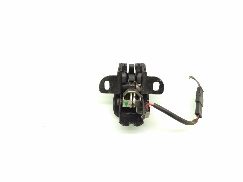 Замок багажника бу для Opel Astra H 1.9 CDTi, 2008 г. Замок багажника бу для Opel Astra H 1.9 CDTi, г.