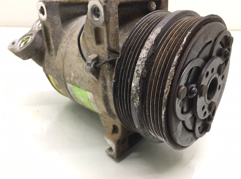 Компрессор кондиционера бу для Volvo V50  2.4 i,  2005 г.