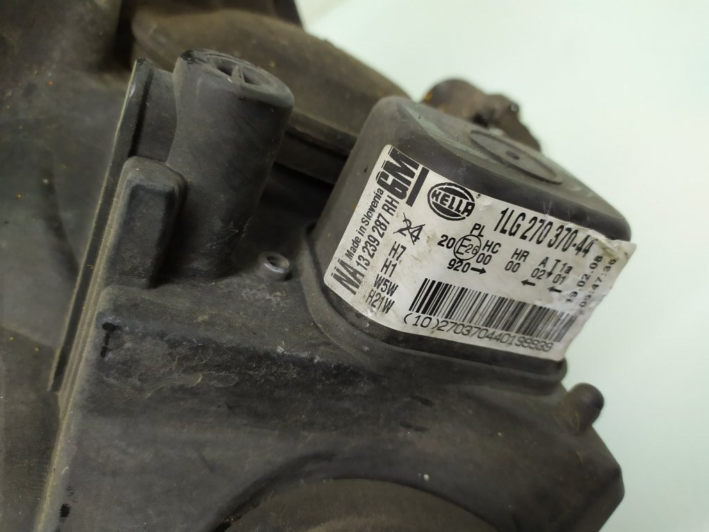 Фара правая бу для Opel Astra H 1.9 CDTi, 2008 г. Фара правая бу для Opel Astra H 1.9 CDTi, г.