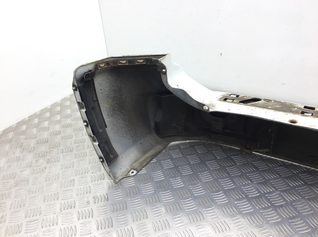 Бампер задний бу для Mitsubishi Montero Sport 3.0 i, 2001 г. Бампер задний бу для Mitsubishi Montero Sport 3.0 i, 2001 г.