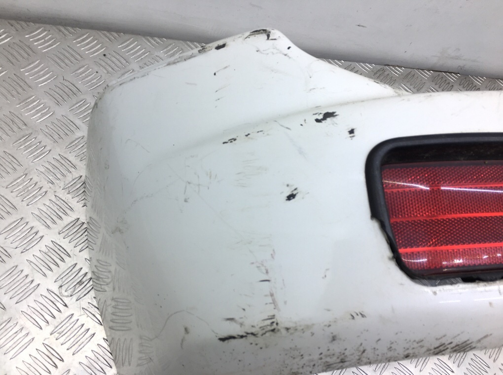 Бампер задний бу для Mitsubishi Montero Sport 3.0 i, 2001 г. Бампер задний бу для Mitsubishi Montero Sport 3.0 i, 2001 г.