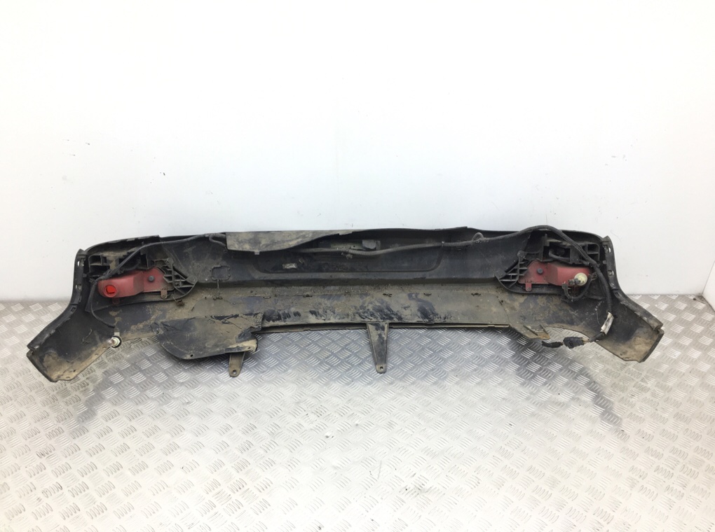 Бампер задний бу для Peugeot 3008 1 1.6 HDi, 2011 г. Бампер задний бу для Peugeot 3008 1 1.6 HDi, 2011 г.