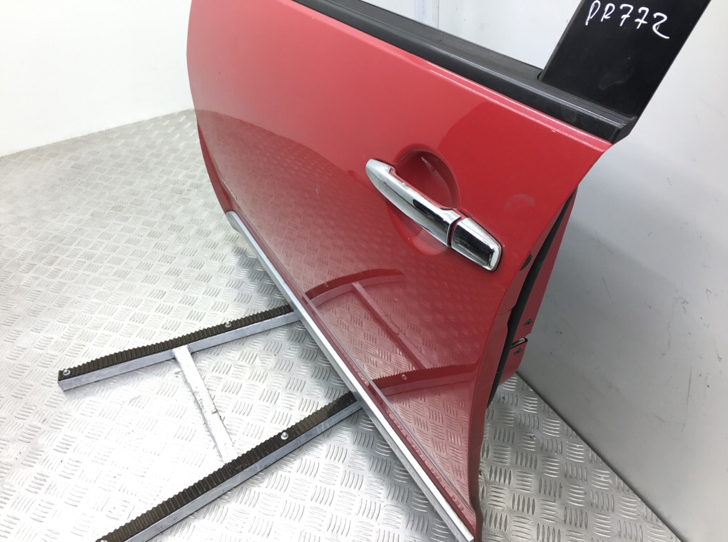 Дверь передняя левая бу для Mitsubishi Outlander 2 2.0 DiD, 2007 г. Дверь передняя левая бу для Mitsubishi Outlander 2 2.0 DiD, 2007 г.