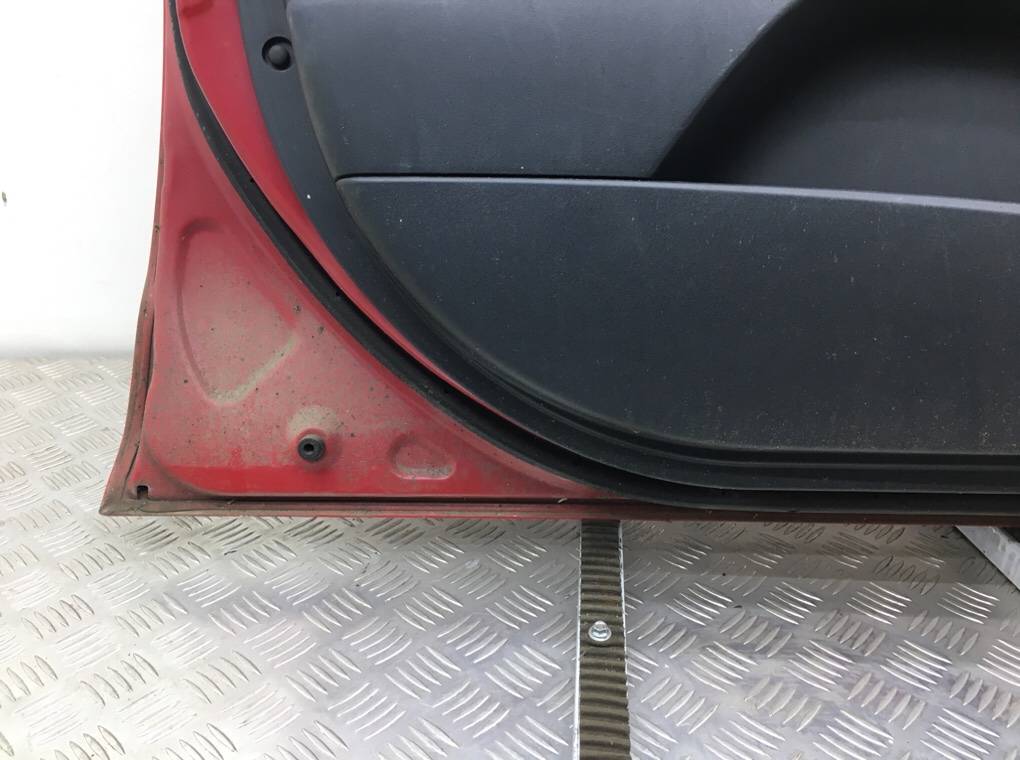 Дверь передняя левая бу для Mitsubishi Outlander 2 2.0 DiD, 2007 г. Дверь передняя левая бу для Mitsubishi Outlander 2 2.0 DiD, 2007 г.