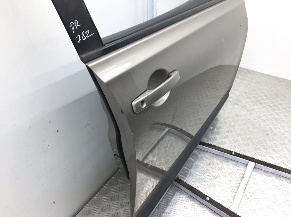 Дверь передняя правая бу для Nissan Qashqai  1.5 DCi,  2009 г.