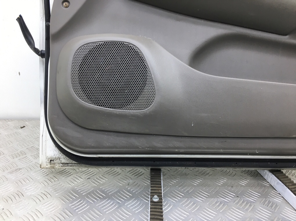 Дверь передняя правая бу для Mitsubishi Montero Sport 3.0 i, 2001 г. Дверь передняя правая бу для Mitsubishi Montero Sport 3.0 i, 2001 г.