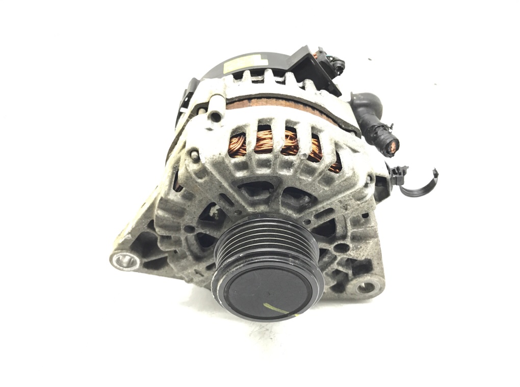 Генератор бу для Kia Sportage 3 1.7 CRDi, 2011 г.