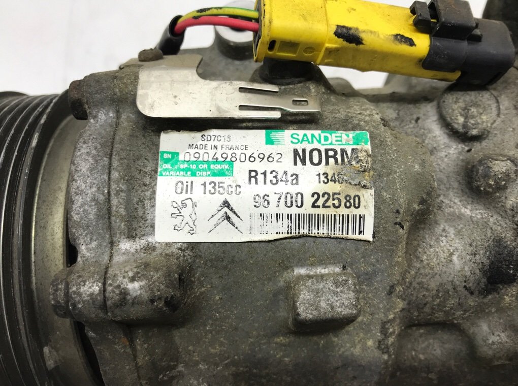 Компрессор кондиционера бу для Peugeot 407 2.0 HDI, 2009 г. Компрессор кондиционера бу для Peugeot 407 2.0 HDI, 2009 г.