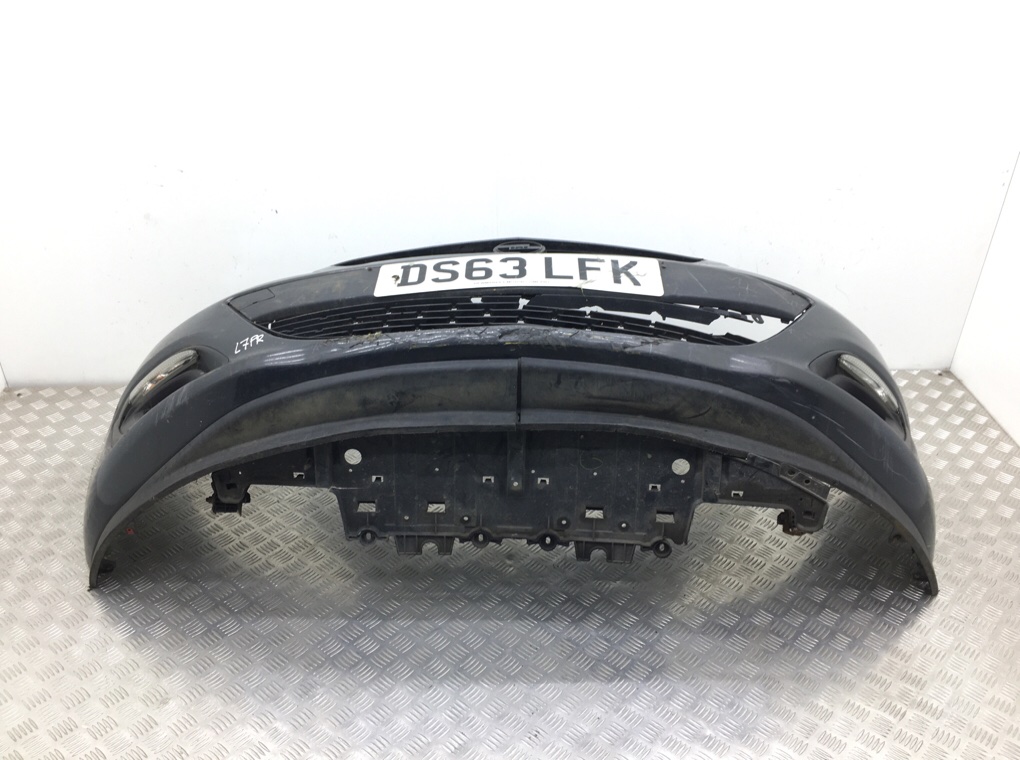 Бампер передний бу для Opel Astra J 1.7 CDTi,  2013 г.