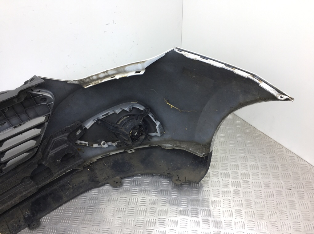 Бампер передний бу для Hyundai ix35 1 1.7 CRDi,  2012 г.