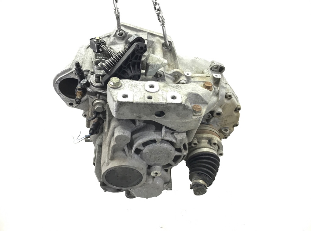 КПП механическая (МКПП) бу для Volkswagen Passat B6 2.0 TDi, 2006 г. КПП механическая (МКПП) бу для Volkswagen Passat B6 2.0 TDi, 2006 г.