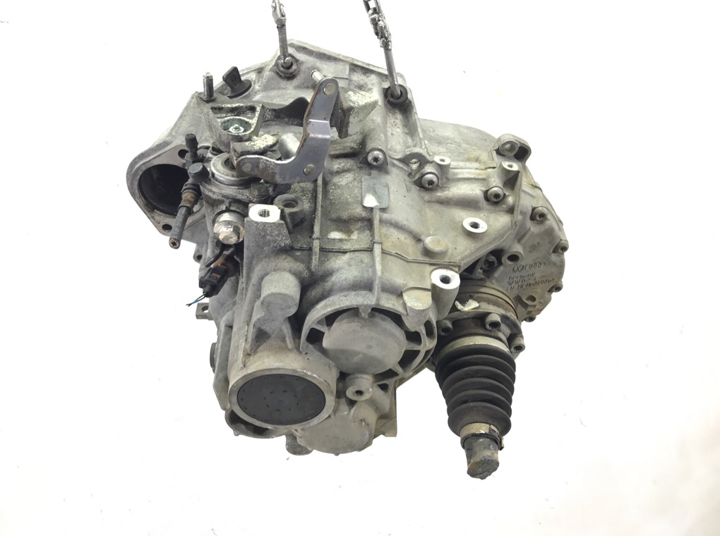 КПП механическая (МКПП) бу для Volkswagen Golf 5 2.0 TDi,  2004 г.