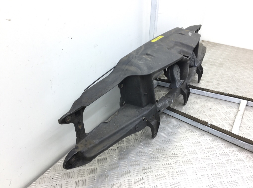 Панель передняя (телевизор) бу для Volvo V70 1 2.0 i,  1999 г.