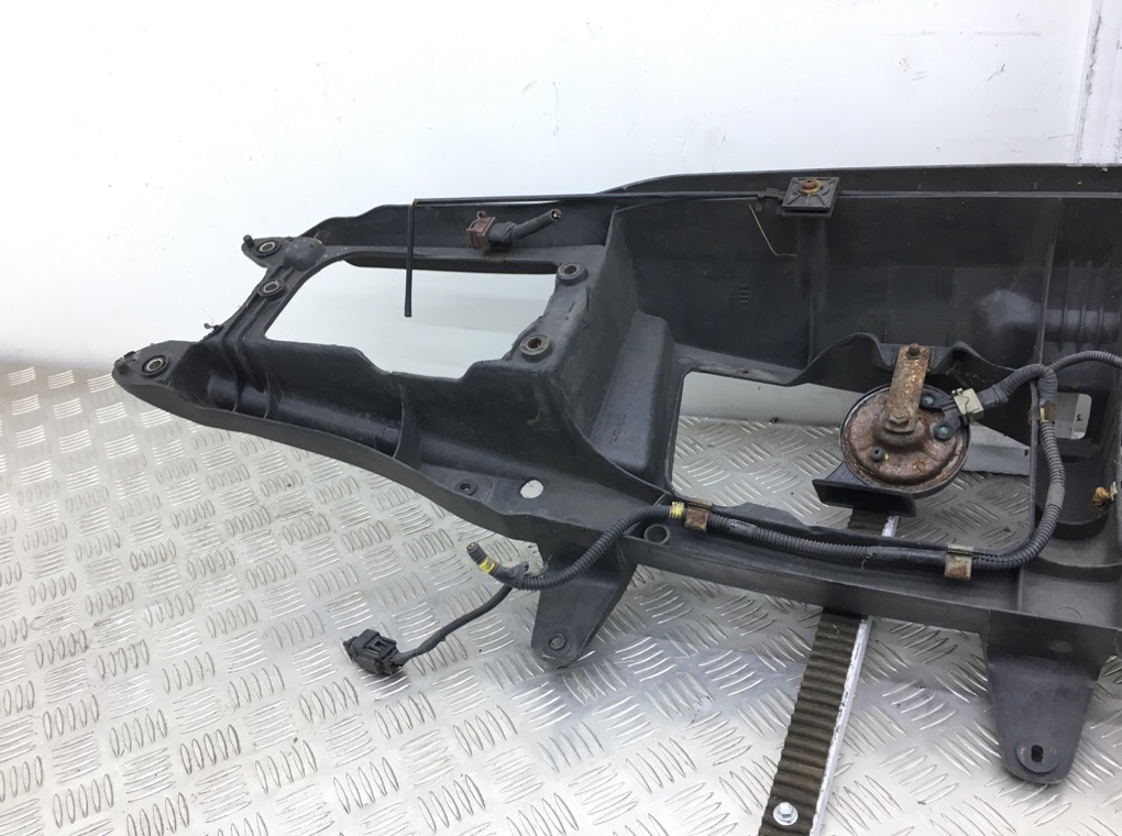 Панель передняя (телевизор) бу для Volvo V70 1 2.0 i,  1999 г.