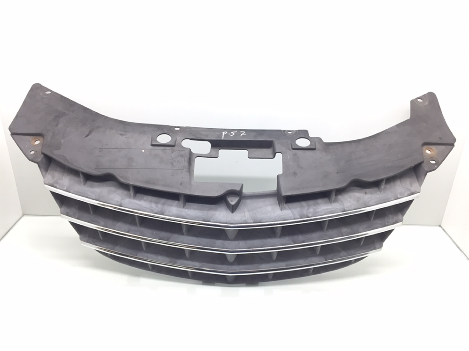 Решетка радиатора бу для Chrysler Sebring 3 2.0 CRD, 2007 г.