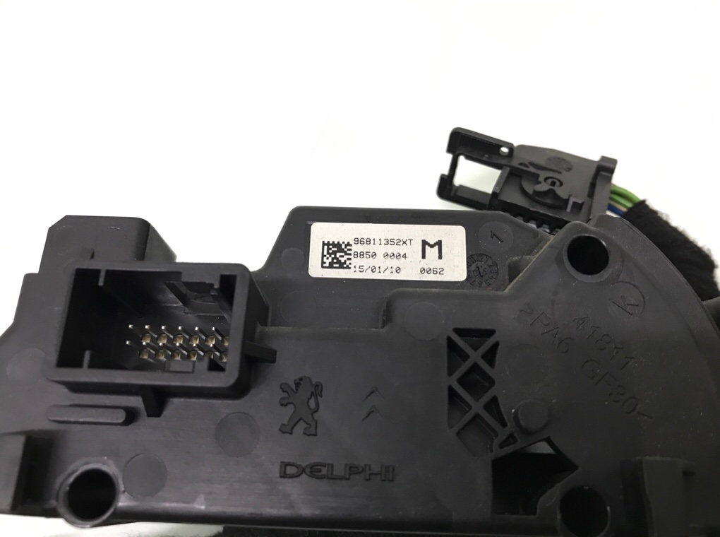 Ручка переключения передач бу для Citroen C4 Picasso  1.6 HDi,  2010 г.