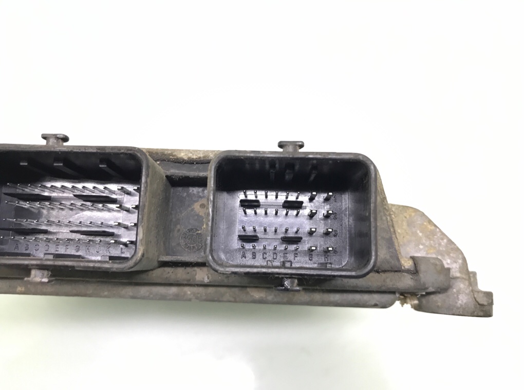 Блок управления двигателем бу для Ford Fiesta 5 1.4 TDCi, 2005 г. Блок управления двигателем бу для Ford Fiesta 5 1.4 TDCi, 2005 г.