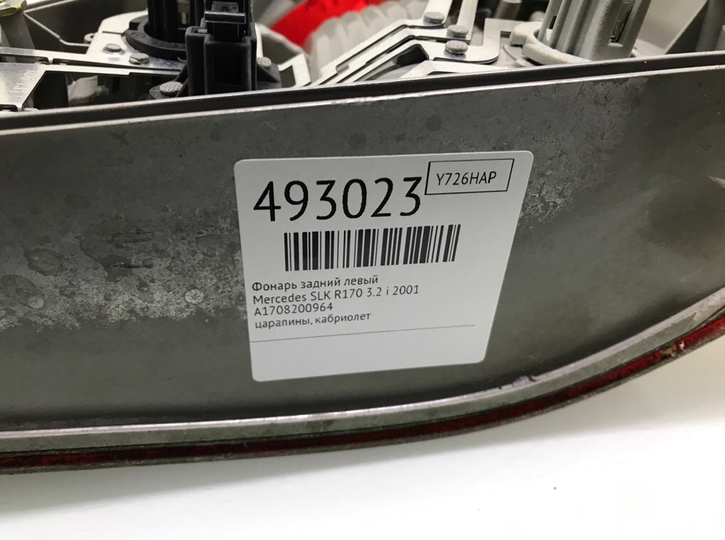 Фонарь задний левый бу для Mercedes SLK R170 3.2 i,  2001 г.