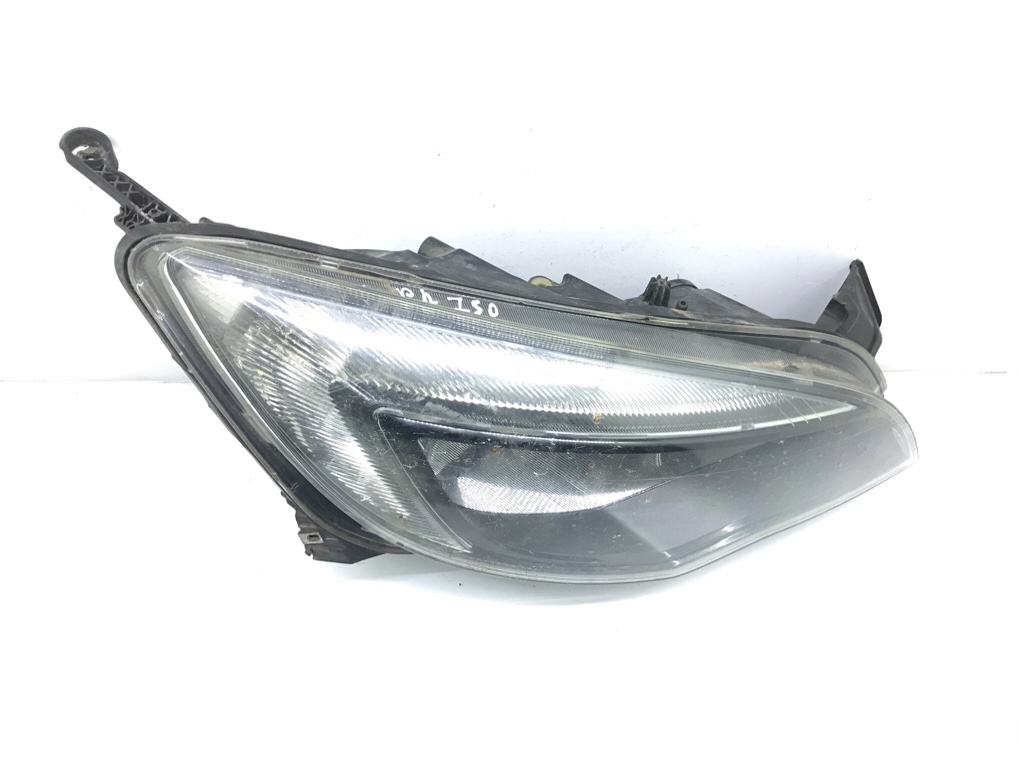 Фара правая бу для Opel Astra J 1.7 CDTi,  2013 г.