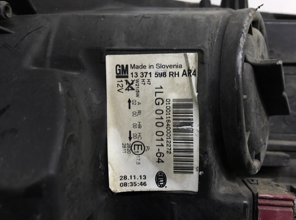 Фара правая бу для Opel Astra J 1.7 CDTi,  2013 г.