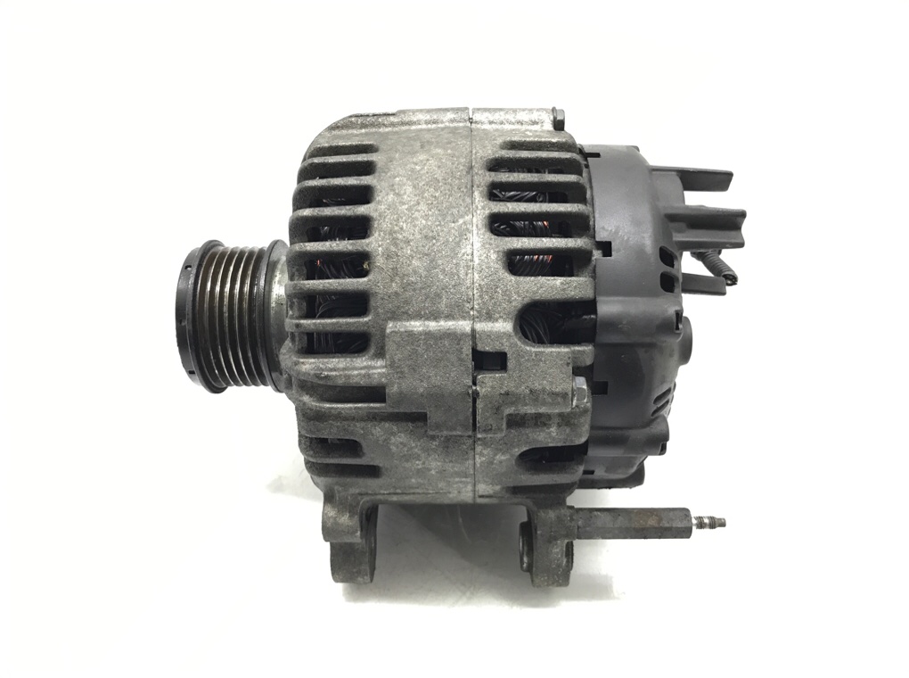 Генератор бу для Volkswagen Touran 1 1.9 TDi, 2006 г. Генератор бу для Volkswagen Touran 1 1.9 TDi, 2006 г.