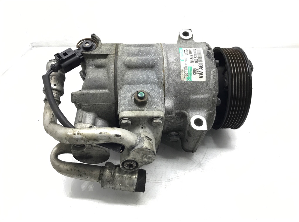Компрессор кондиционера бу для Volkswagen Touran 1 1.9 TDi,  2006 г.