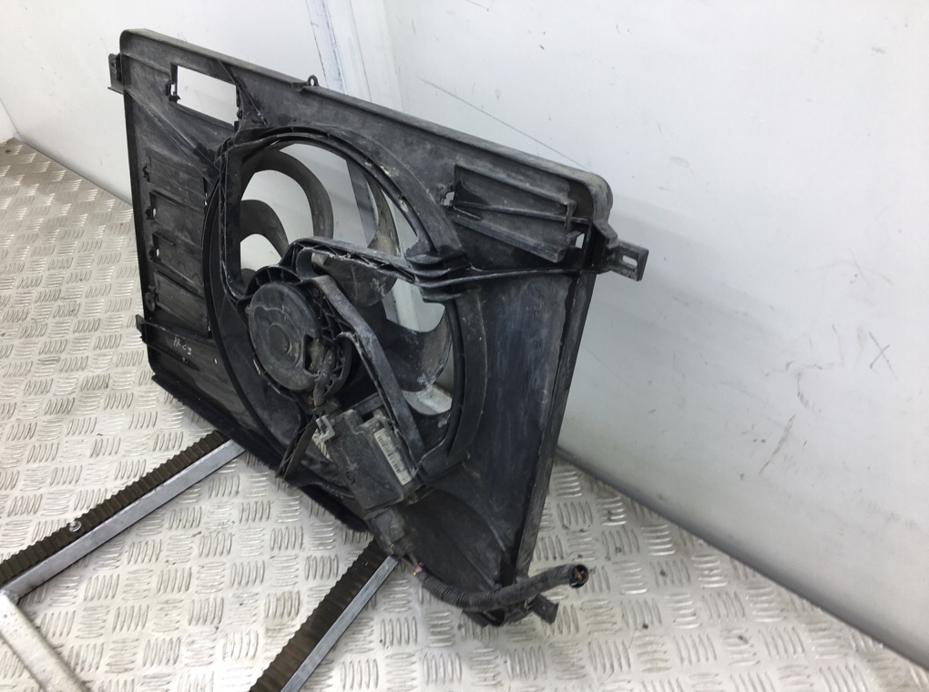 Вентилятор радиатора бу для Ford Mondeo 4 2.0 TDCi, 2008 г. Вентилятор радиатора бу для Ford Mondeo 4 2.0 TDCi, 2008 г.