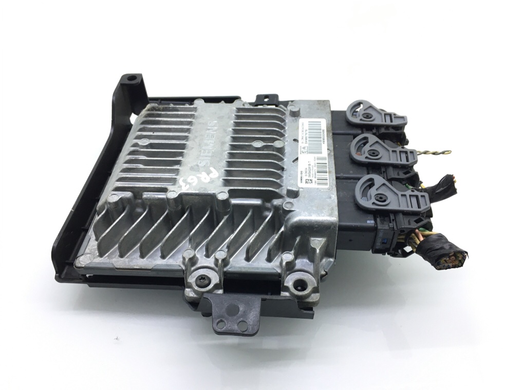 Блок управления двигателем бу для Peugeot 407  2.0 HDi,  2006 г.