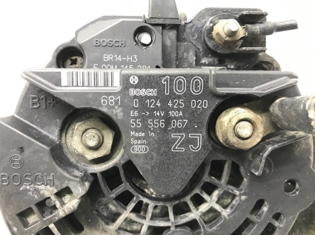 Генератор бу для Opel Astra H 1.6 i, 2006 г. Генератор бу для Opel Astra H 1.6 i, 2006 г.