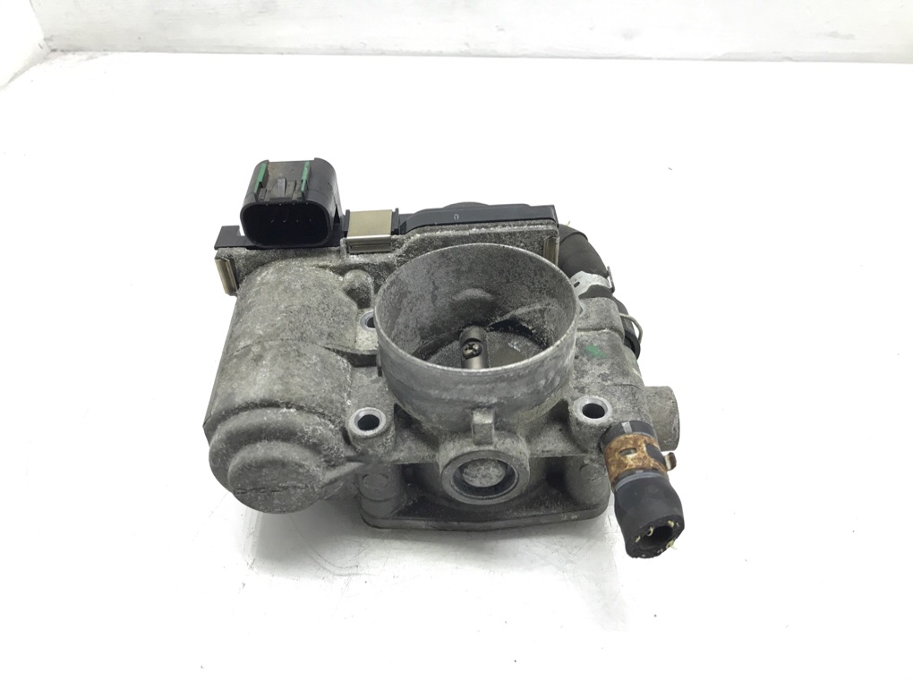 Заслонка дроссельная бу для Opel Astra H 1.6 i, 2006 г. Заслонка дроссельная бу для Opel Astra H 1.6 i, 2006 г.