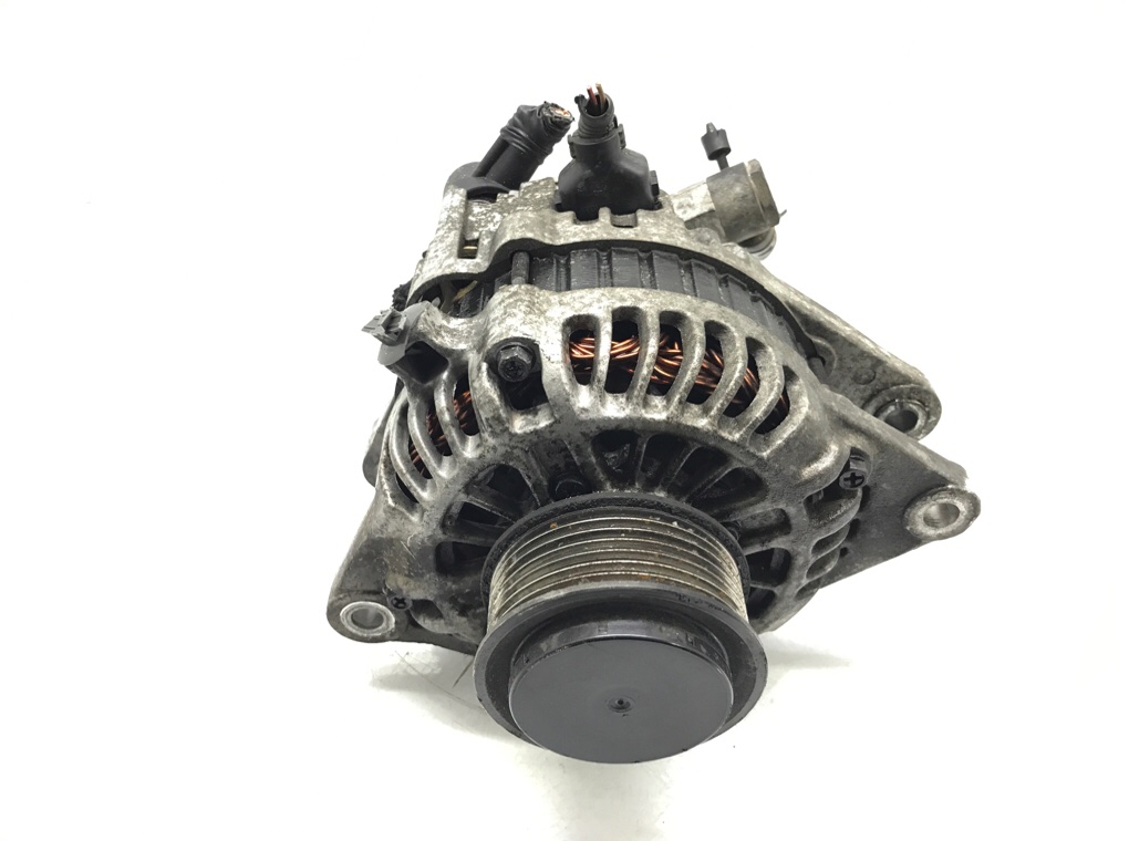 Генератор бу для Kia Sorento 1 2.5 CRDi, 2006 г.