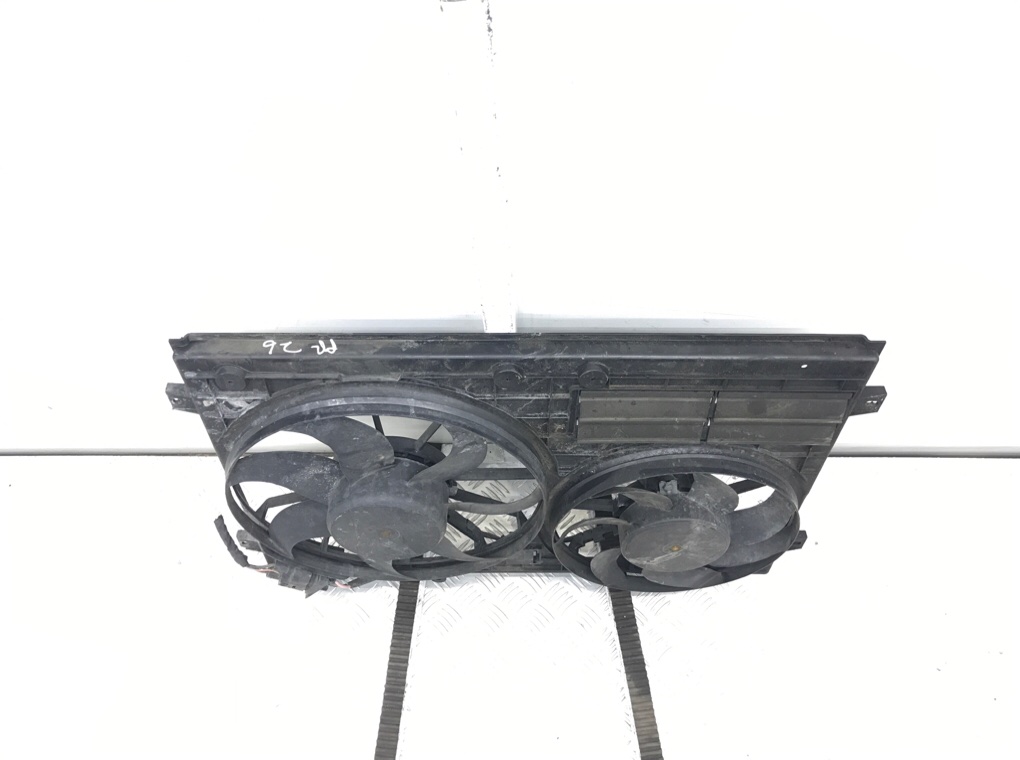 Вентилятор радиатора бу для Volkswagen Passat B6 2.0 TDi, 2007 г. Вентилятор радиатора бу для Volkswagen Passat B6 2.0 TDi, 2007 г.