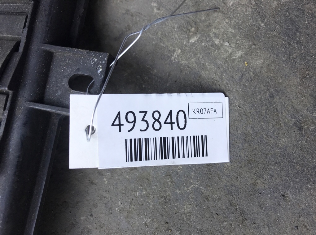 Вентилятор радиатора бу для Volkswagen Passat B6 2.0 TDi, 2007 г. Вентилятор радиатора бу для Volkswagen Passat B6 2.0 TDi, 2007 г.