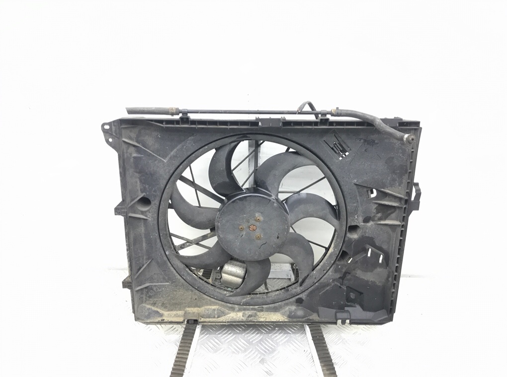 Вентилятор радиатора бу для BMW 1 E87/E81/E82/E88 1.6 i,  2005 г.