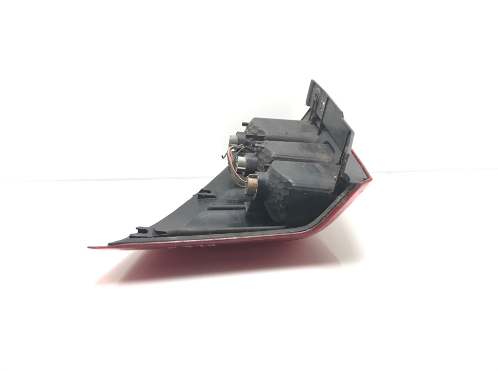 Фонарь задний левый бу для Suzuki Grand Vitara 2 2.4 i, 2009 г. Фонарь задний левый бу для Suzuki Grand Vitara 2 2.4 i, 2009 г.